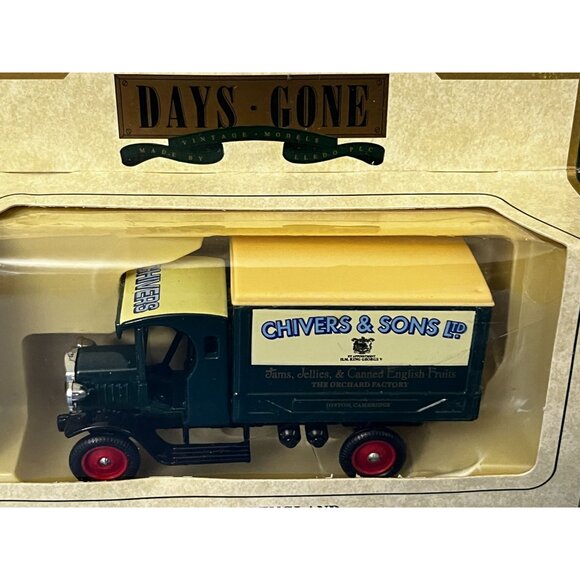 Lledo Days Gone 1926 Dennis Delivery Van Chivers & Sons Ltd Diecast New - Picture 3 of 8